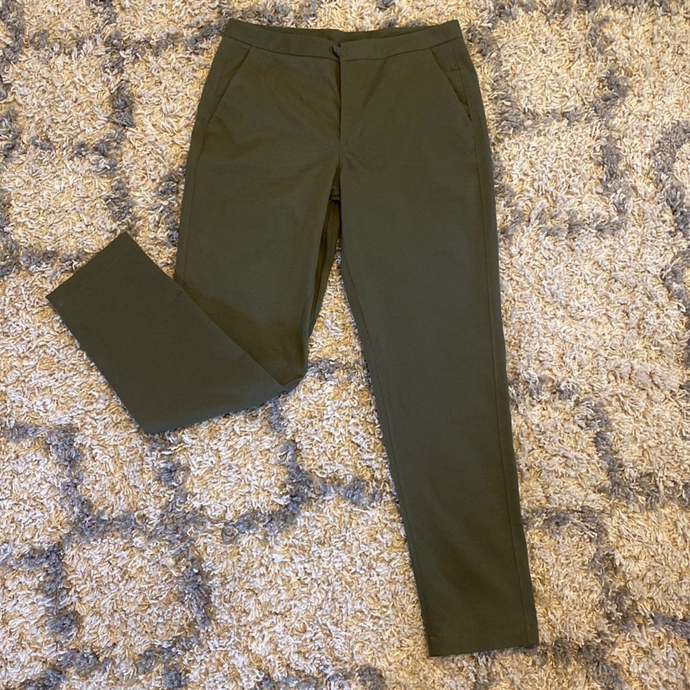 Lululemon Trek Trouser Fatigue Green
